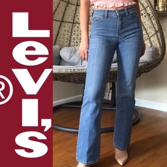 Levis 512 ||  Boot cut Woman’s jeans perfectly slimming and stretch size 16 - Picture 8 of 9